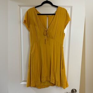 Abercrombie & Fitch yellow dress size XL tall!